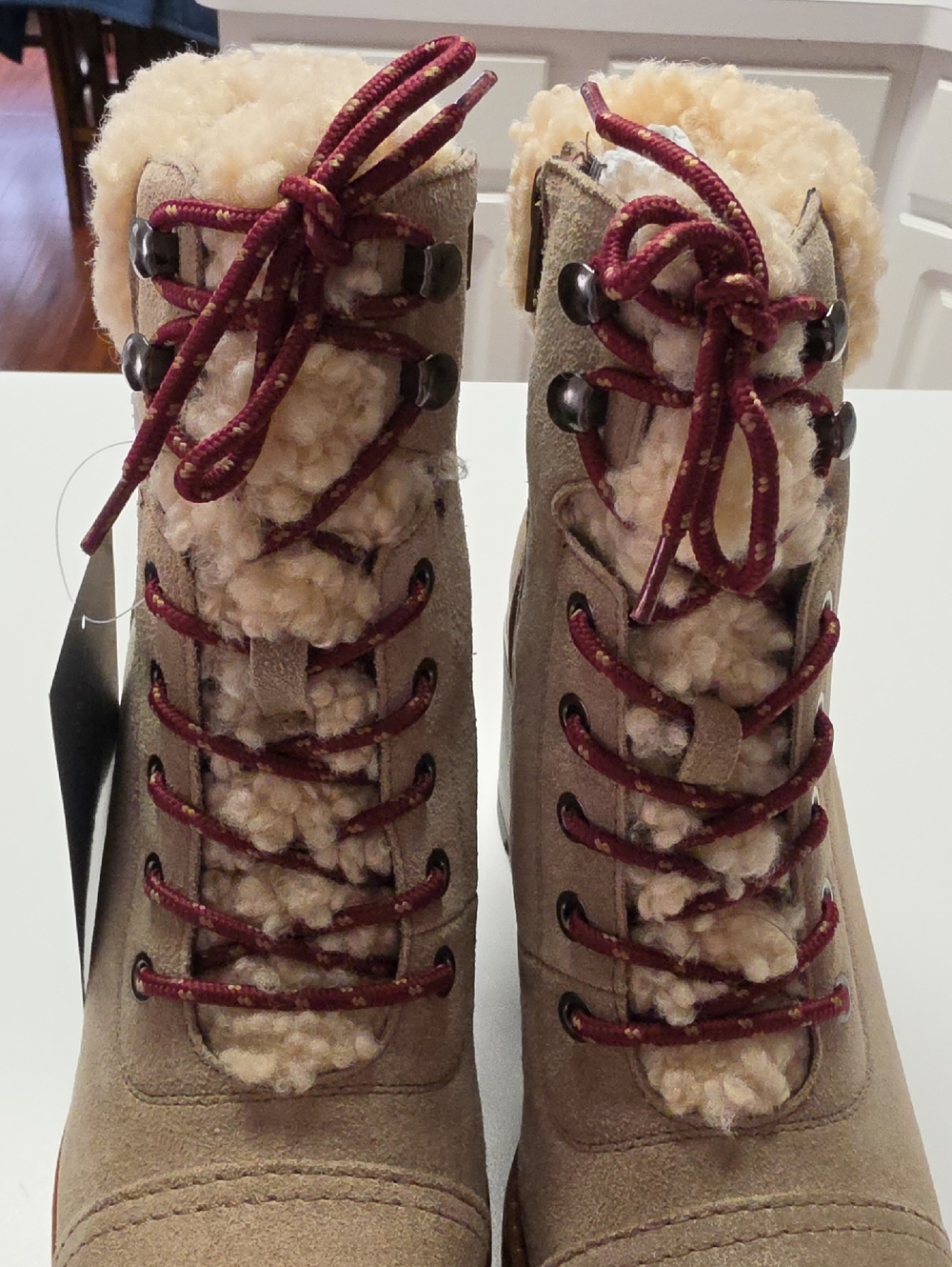 New Womens Naturalizer Oatmeal Color Waterproof Booties With Fur. Size 8.5 Med - Picture 5 of 11